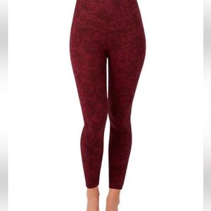 Spanx Cropped Look At Me Now Seamless Leggings Garnet Rose Print Size Large